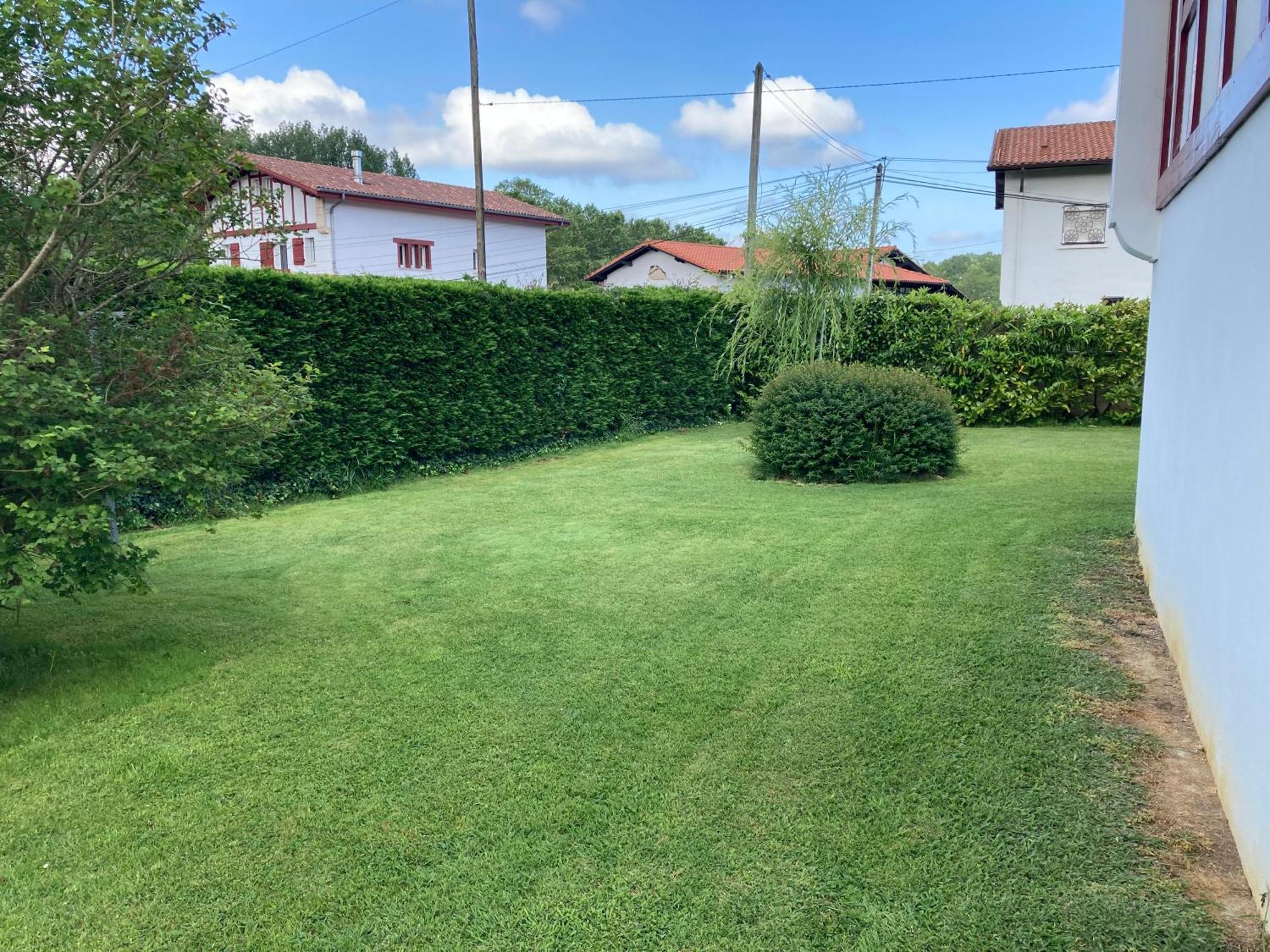 Maison Lore Mendi Elbarron Saint-Pee-sur-Nivelle Luaran gambar